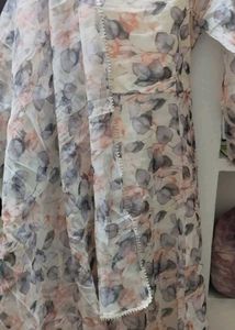 Elegant Floral Print Kurta Set