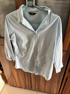 Light Blue Collared Three-Quarter Sleeve Shirt