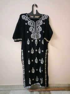 Elegant Embroidered Kurta