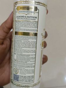Khadi Natural Almond &amp; Saffron Moisturizer