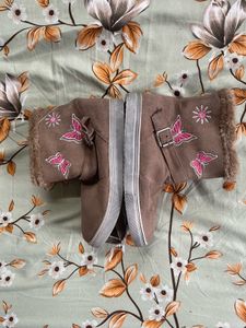 Girls' Fur Lined Winter Boots