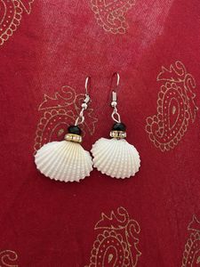 Seashell Dangle Earrings