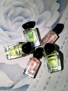5 Giorgio Armani Perfume Miniatures Set