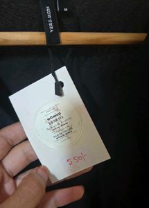 Chic Black V-Neck Button-Up top