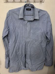 Men's Light Blue Button-Down Shirt
