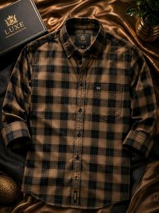Men's Plaid Button-Up Shirt