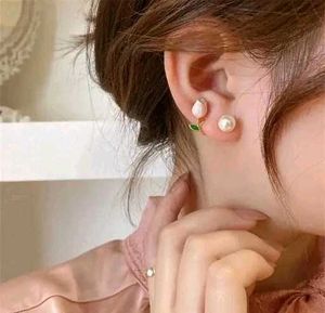 Elegant Pearl & Tulip Earrings
