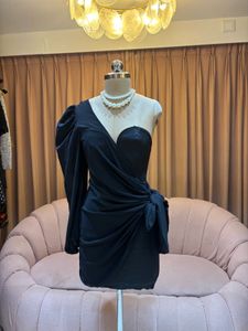 Chic One-Shoulder Black Mini Dress