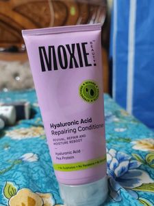 Moxie Beauty Hyaluronic Acid Conditioner