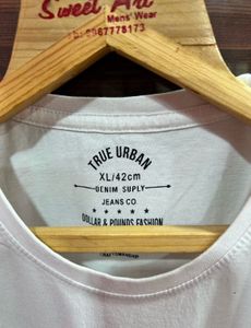 Men's White 'Berlin' Graphic T-Shirt