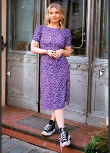 Chic Purple Floral Midi Dress with Slit