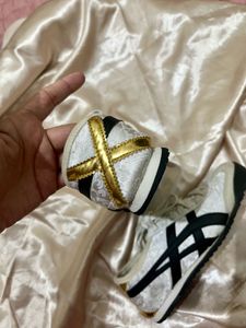 onitsuka sneaker