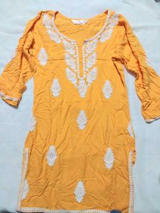 💛Vibrant Yellow Chikankari Kurta🤍