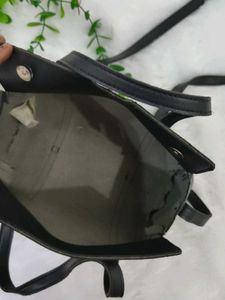 Chic Black Mini Handbag