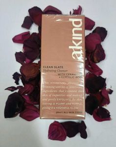 Akind Hydrating Cleanser