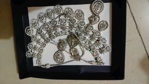 Exquisite Indian Bridal Jewelry Set