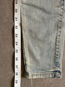 Distressed Light Wash Skinny Jeans