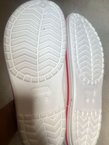 White Casual Clogs - Comfortable &amp; Stylish