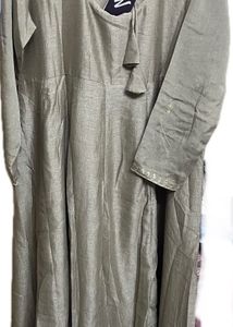 Elegant Embroidered Kurta