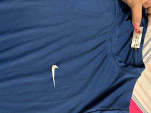 Nike T-Shirt