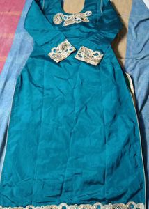 Elegant Teal Kurta Set with Gold Embroidery