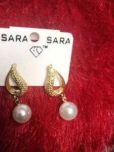 Elegant Pearl Drop Earrings