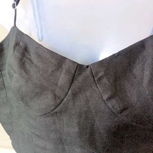 Botique Crop Black