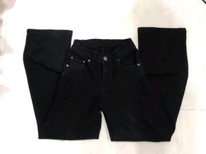 Black Straight-Wide Leg Jeans