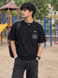 Stylish Black Graphic T-Shirt