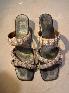 Traditional heels