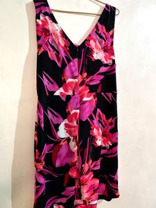 🖤Vibrant Floral Sleeveless Dress🖤