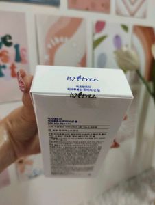 ISNTREE Hyaluronic Acid Watery Sun Gel SPF 50 💙