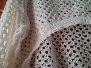 women crochet top off shoulder. will fit from size