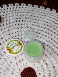 kiwi 🥝 lip balm and gloss