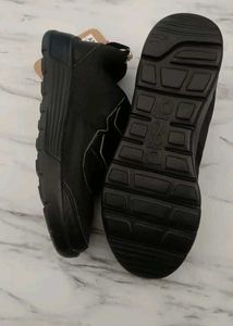 Plaeto Aspire Black Shoes