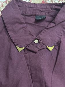 Maroon Sleeveless Collared Top