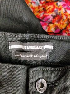 Black Jeans (Women's)