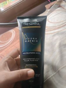 TRESemme Hydra Matrix Conditioner