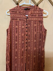 Printed Sleeveless Kurta
