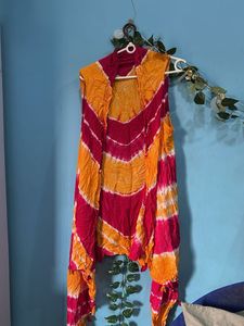 Colorful Tie-Dye Sleeveless shrug