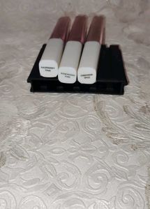 Just Herbs Herb-Enriched Matte Liquid Lipstick Kit