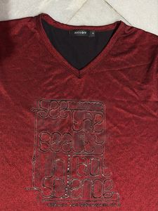 Maroon V-Neck Graphic T-Shirt