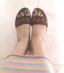 Woven Brown Slides