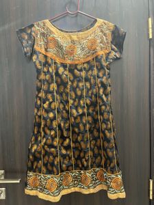 Designer Embroidered Kurta