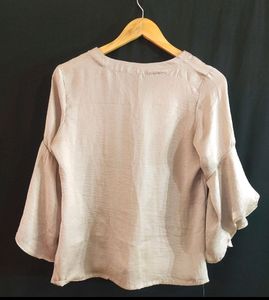 Women's Latin QUARTERS Grey Top