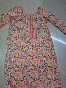 Elegant Pink Paisley Print Kurta