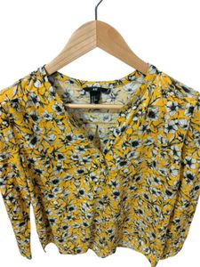 H&amp;M Yellow Floral Print V-Neck Excellent Top