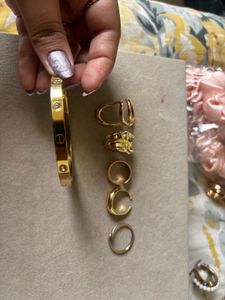 Gold waist chain &amp; accessories