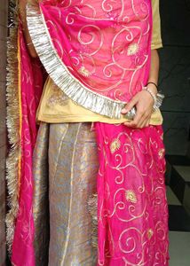 rajputi poshak