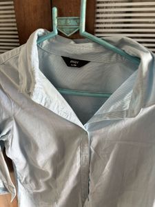 Light Blue Collared Three-Quarter Sleeve Shirt